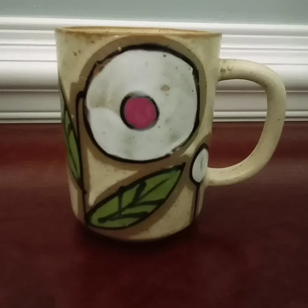 Pair of Artisan Mid Century Glazed Earthenware Coffee Mugs 12oz capacity_6